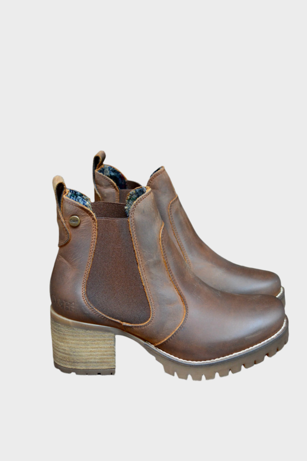 Oak&Hyde Kensignton Chelsea Short Boots Canada Shoes for the Soul