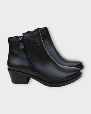 Luna Sole Loretta Size 39 only