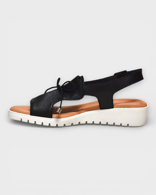 Django & Juliette Malika