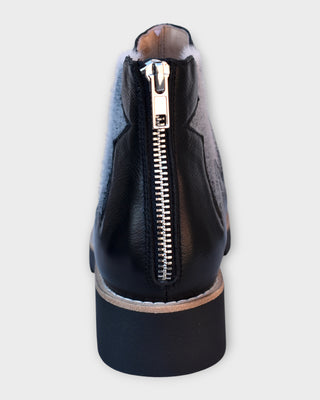 Django & Juliette Dixeys Boot