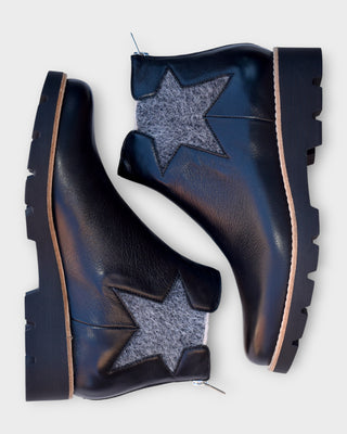 Django & Juliette Dixeys Boot