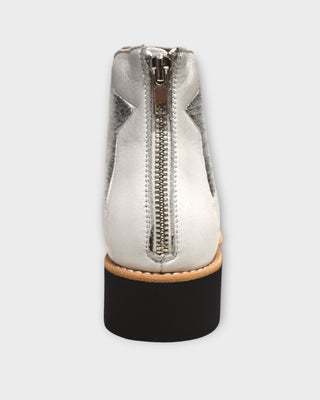 Django & Juliette Dixeys Boot