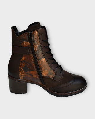 Remonte D2A77-25