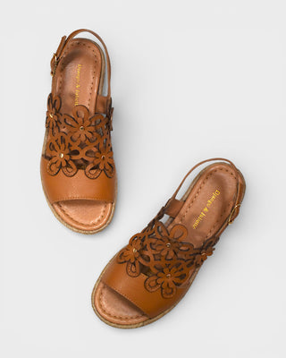 Django & Juliette Aldo