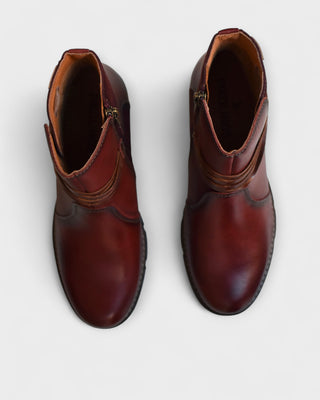 Pikolinos 8906