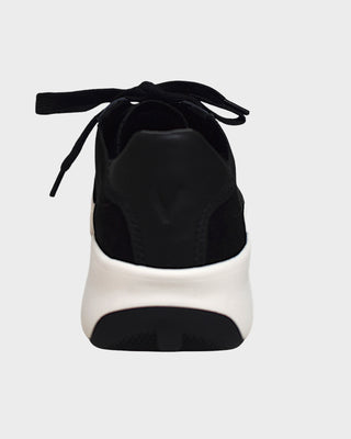 VIonic Uptown Sneaker