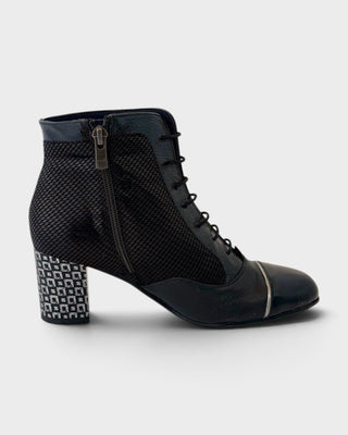 Dorking Rodin D8922