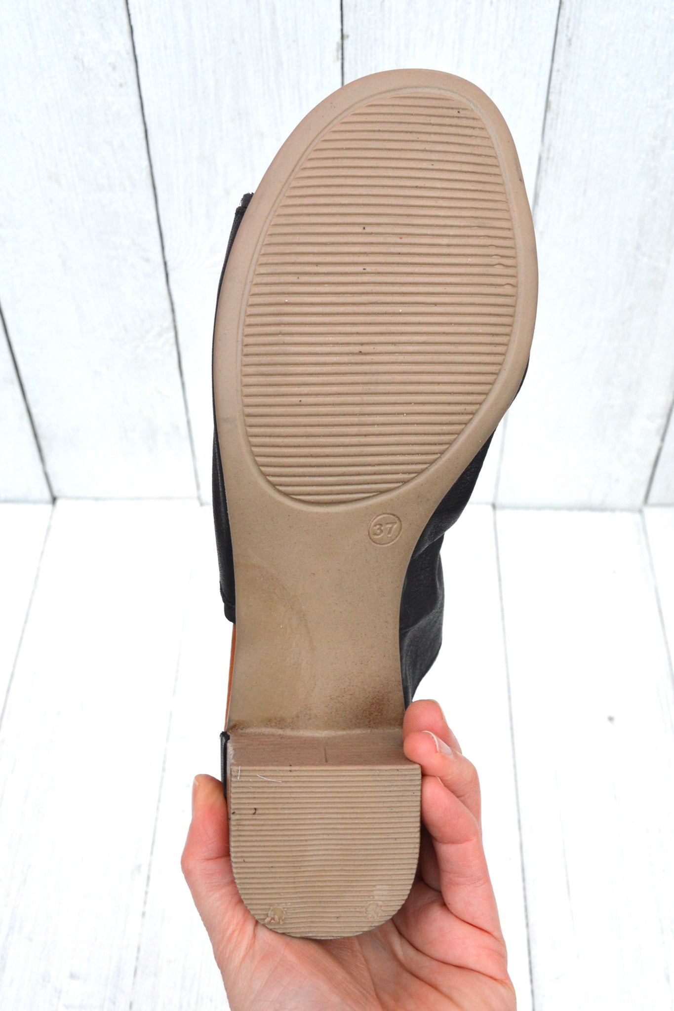 Everly Gia 03