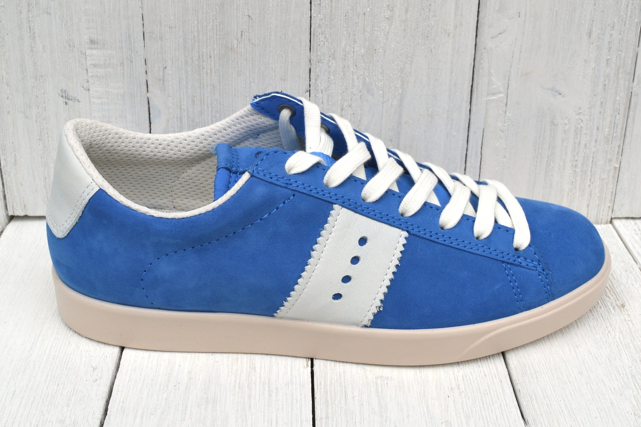 Ecco 212803 Size 39 only