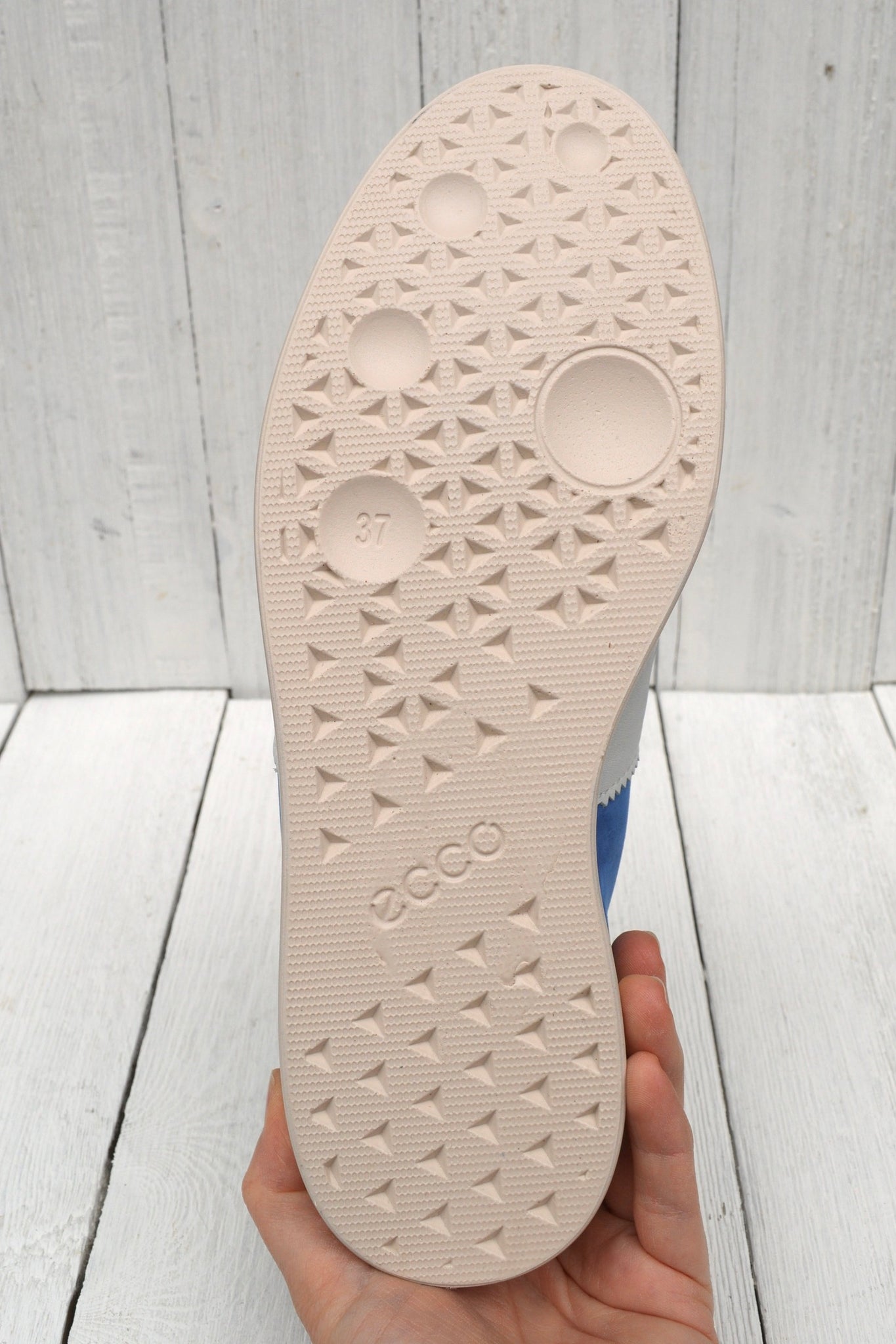 Ecco 212803 Size 39 only