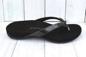 Vionic Rest Bella Size 7.5 only