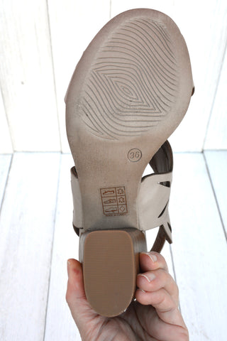 Bueno Chloe Size 39 only